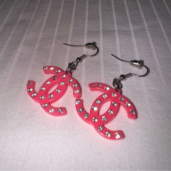 Chanel CC Pink Logo Earrings with Crystals - Picture 2 of 6